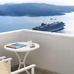 تزيكوس فيلاز ثيرا