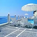 تزيكوس فيلاز فندق 4*