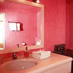 تزيكوس فيلاز فندق ثيرا