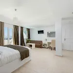 تزيكوس فيلاز