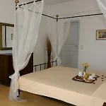 Tzekos Hotel