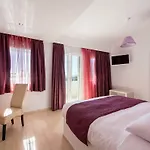 Hotel Tzekos 4*