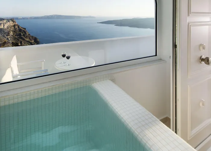 Tzekos Hotel Fira (Santorini)