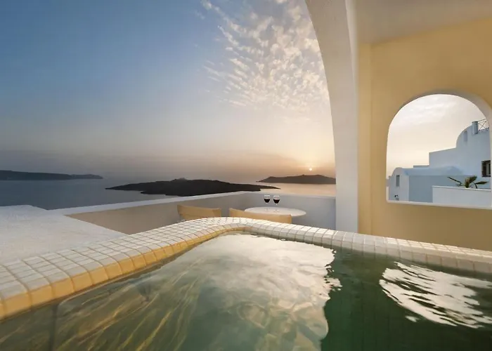 Tzekos Hotel Fira (Santorini)