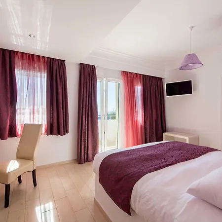 Hotel Tzekos 4*