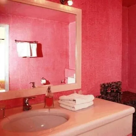 Hotel Tzekos Fira (Santorini)